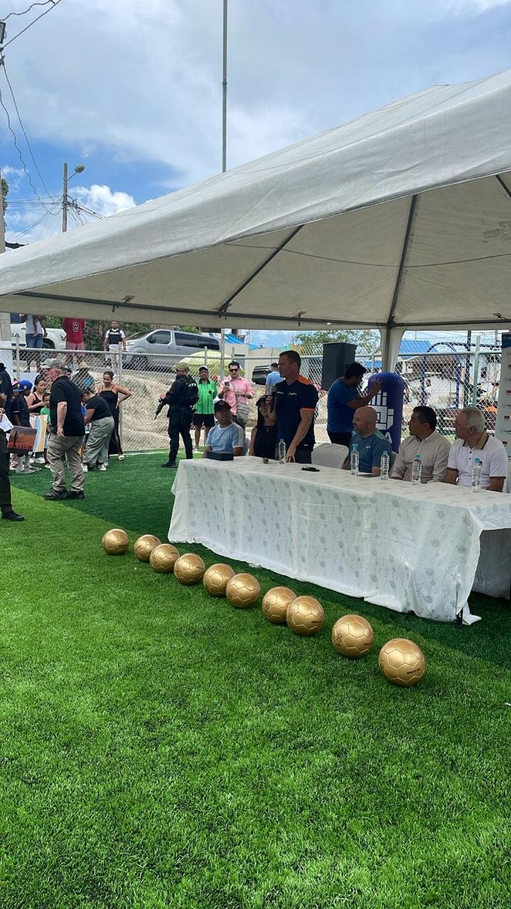 Visita al campo deportivo